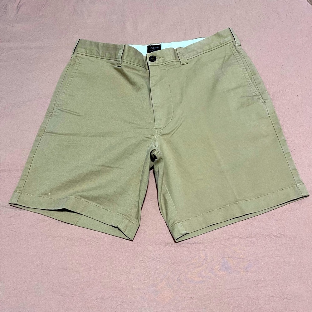J. Crew Reade Flex Khaki Shorts 7”